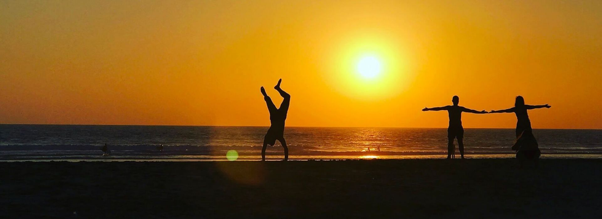 Friends at sunset, El Palmar
