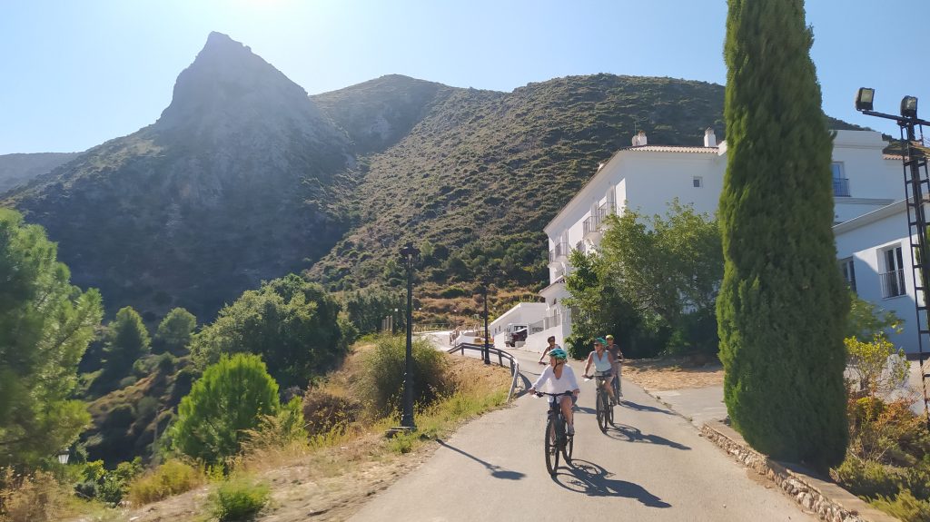 E-bike por los pueblos blancos- pueblo y grupo
